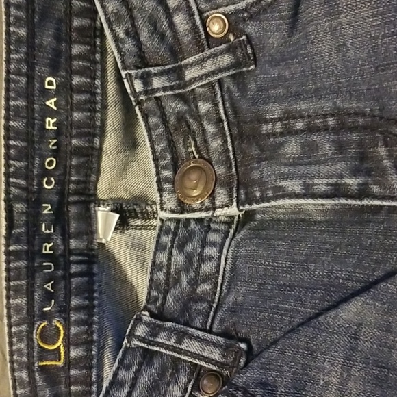 Lauren Conrad blue Jeans. Size 2 - Picture 6 of 8